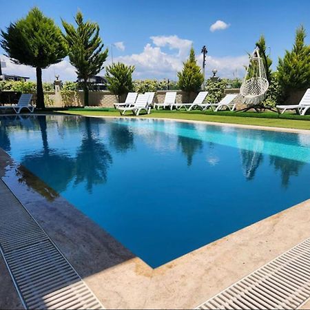 Gardenya Lara Suit Hotel Анталія Екстер'єр фото