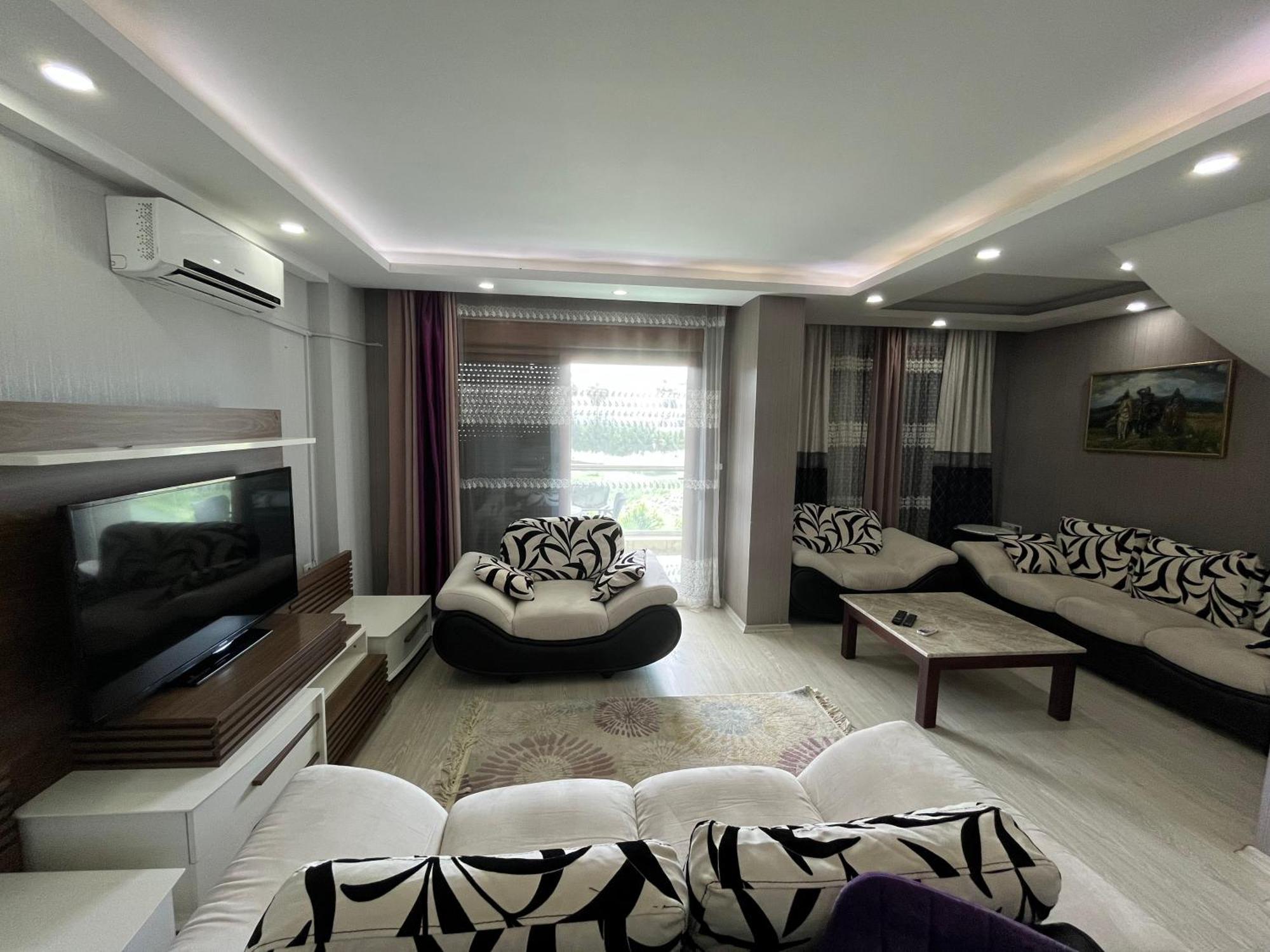 Gardenya Lara Suit Hotel Анталія Екстер'єр фото