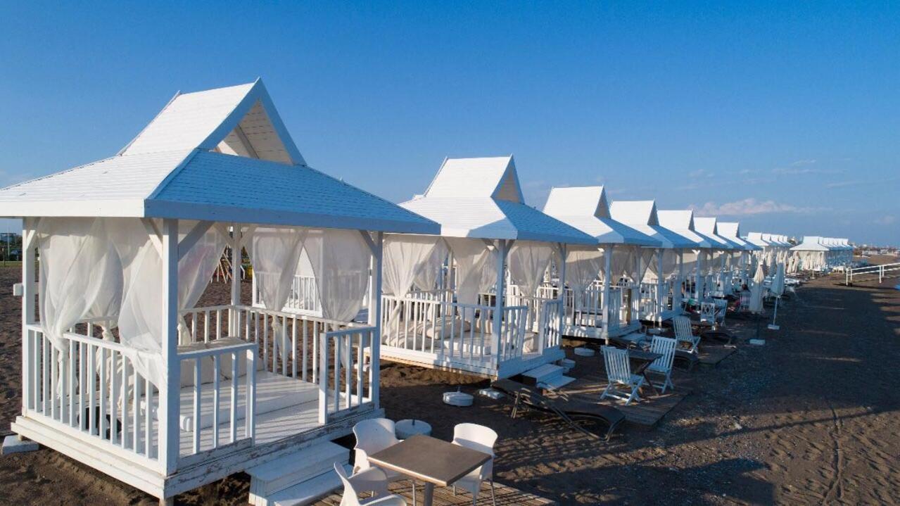 Gardenya Lara Suit Hotel Анталія Екстер'єр фото